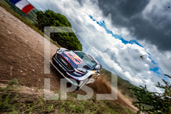 2018-06-10 - Teemu Suninen e il navigatore Mikko Markkula su Ford Fiesta WRC al passaggio veloce sulla PS4 - RALLY ITALIA SARDEGNA WRC - RALLY - MOTORS